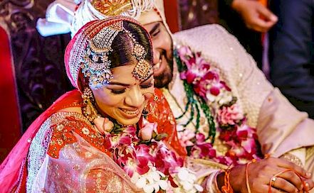 Through the Barrel - Best Wedding & Candid Photographer in  Delhi NCR | BookEventZ