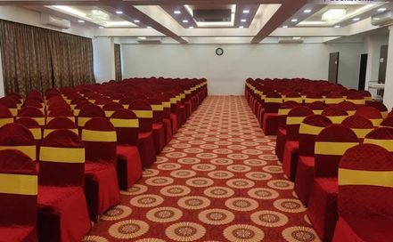Trimurti Banquet Hall Photo