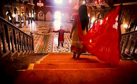 Moment Taskara - Best Wedding & Candid Photographer in  Mumbai | BookEventZ