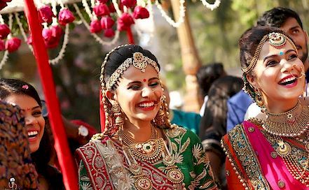 PhotoPhactory - Best Wedding & Candid Photographer in  Mumbai | BookEventZ