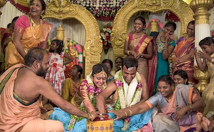 Yellow Submarine Studios - Best Wedding & Candid Photographer in  Chennai | BookEventZ