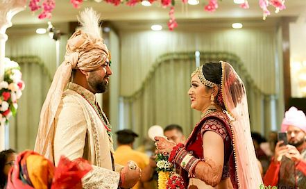 Fototales by Vivek Shah - Best Wedding & Candid Photographer in  Ahmedabad | BookEventZ
