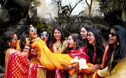 Storybuckets - Best Wedding & Candid Photographer in  Indore | BookEventZ