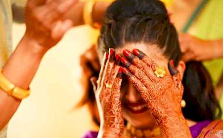 Aperture Studio - Best Wedding & Candid Photographer in  Pune | BookEventZ