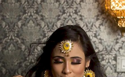 Artti Sareen MUA - Best Bridal & Wedding Makeup Artist in  Delhi NCR
