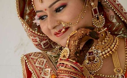 Azar Khan Photographer, Malad - Best Wedding & Candid Photographer in  Mumbai | BookEventZ