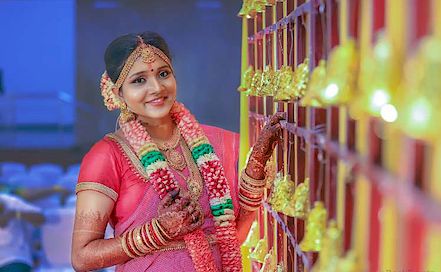 Button Magic - Best Wedding & Candid Photographer in  Chennai | BookEventZ