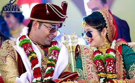 Chetan Vision, Western Suburbs - Best Wedding & Candid Photographer in  Mumbai | BookEventZ