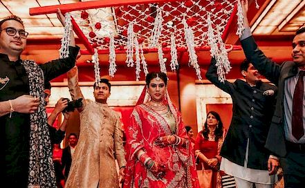 Emotiongraphers - Best Wedding & Candid Photographer in  Delhi NCR | BookEventZ