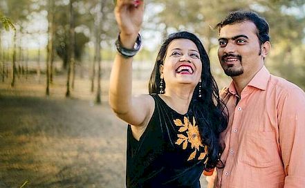 Flickshot Photography - Best Wedding & Candid Photographer in  Mumbai | BookEventZ