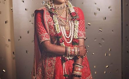 Freezing Moments, Mumbai - Best Wedding & Candid Photographer in  Mumbai | BookEventZ