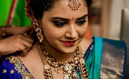 Gayatri Photo Studio, Chandan Nagar - Best Wedding & Candid Photographer in  Pune | BookEventZ