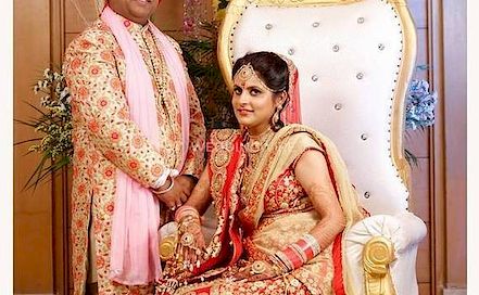 Happy Clicking - Best Wedding & Candid Photographer in  Chandigarh | BookEventZ