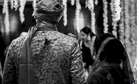 Happy Pixels - Best Wedding & Candid Photographer in  Pune | BookEventZ