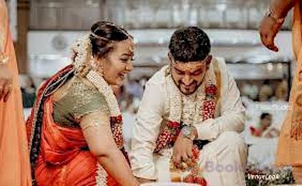 Iglow Studioz - Best Wedding & Candid Photographer in  Chennai | BookEventZ