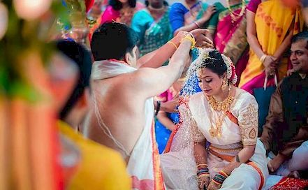 Ishan Wadke - Best Wedding & Candid Photographer in  Pune | BookEventZ