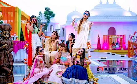 Life Moments Studio - Best Wedding & Candid Photographer in  Delhi NCR | BookEventZ