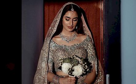 Lightbucket Productions - Best Wedding & Candid Photographer in  Mumbai | BookEventZ