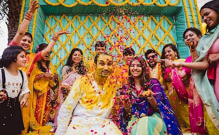 Mahima Bhatia Photography - Best Wedding & Candid Photographer in  Delhi NCR | BookEventZ