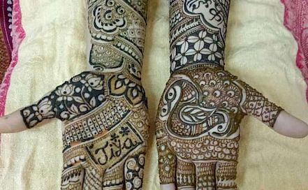 Manisha - Best Bridal & Wedding Mehendi Artist in  Rajkot
