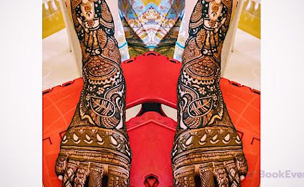 Mausam Prajapati - Best Bridal & Wedding Mehendi Artist in  Ahmedabad