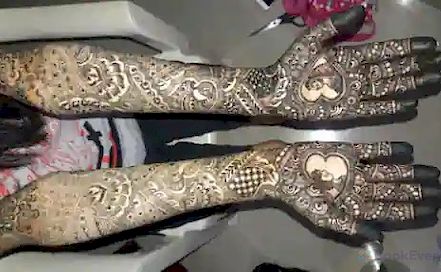 Natural - Best Bridal & Wedding Mehendi Artist in  Rajkot