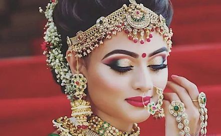 Radhikas Makeover - Best Bridal & Wedding Makeup Artist in  Delhi NCR