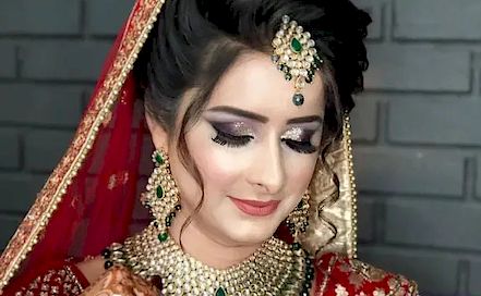 Reshmi Khan - Wedding Makeup Artist  Mumbai- Photos, Price & Reviews | BookEventZ