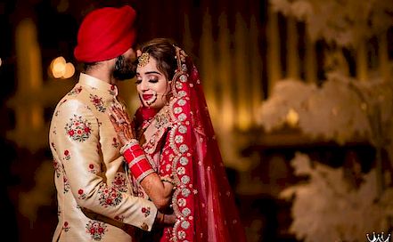 Studio Finesse - Best Wedding & Candid Photographer in  Delhi NCR | BookEventZ