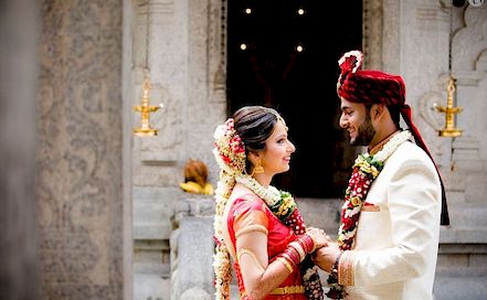 Tanmay Saraph Photography - Best Wedding & Candid Photographer in  Mumbai | BookEventZ