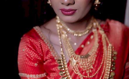 The Artsy Lens - Best Wedding & Candid Photographer in  Delhi NCR | BookEventZ