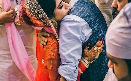 The Lensapiens - Best Wedding & Candid Photographer in  Mumbai | BookEventZ