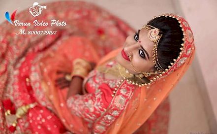 Varun Video Photo - Best Wedding & Candid Photographer in  Ahmedabad | BookEventZ