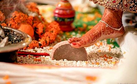 Vicky Singh Photography - Best Wedding & Candid Photographer in  Mumbai | BookEventZ