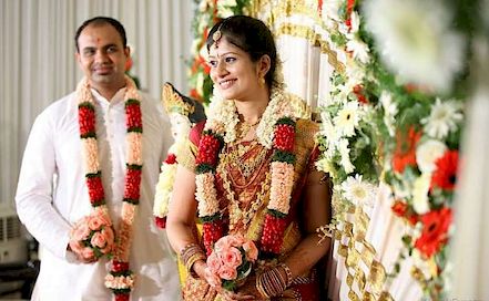 Vijay Videos Digital Studio - Best Wedding & Candid Photographer in  Hyderabad | BookEventZ