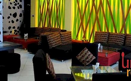 Champions Lounge Bar & Grill Ghaziabad Delhi NCR Photo