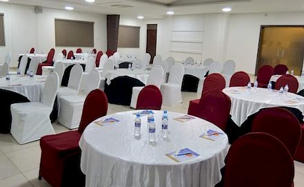 Hotel Jump In And Out Avinashi Road AC Banquet Hall in Avinashi Road