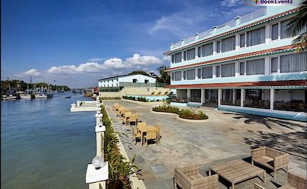 Indy Waterfront Resort Velim Resort in Velim