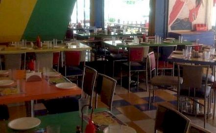 Jughead's New Link Road Malad Lounge in Malad