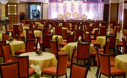 Shree Balaji Banquet Kandivali AC Banquet Hall in Kandivali