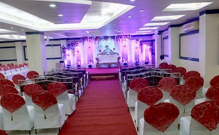 Shri Varun Bhawan Pachpedi Naka AC Banquet Hall in Pachpedi Naka
