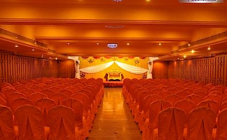 The Vijay Park Alandur AC Banquet Hall in Alandur