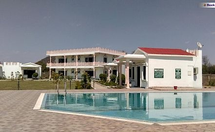 United 21 Lake City Resort Maharana Pratap Khel Gaon Udaipur Photo