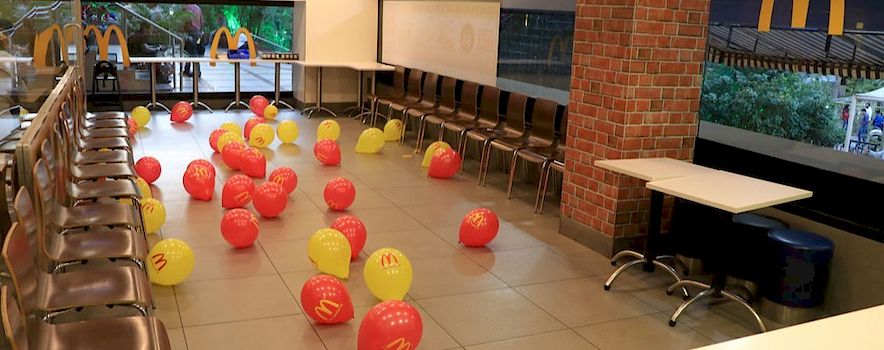 McDonald's, Fun Republic Mall, Andheri West. Banquet hall in Andheri