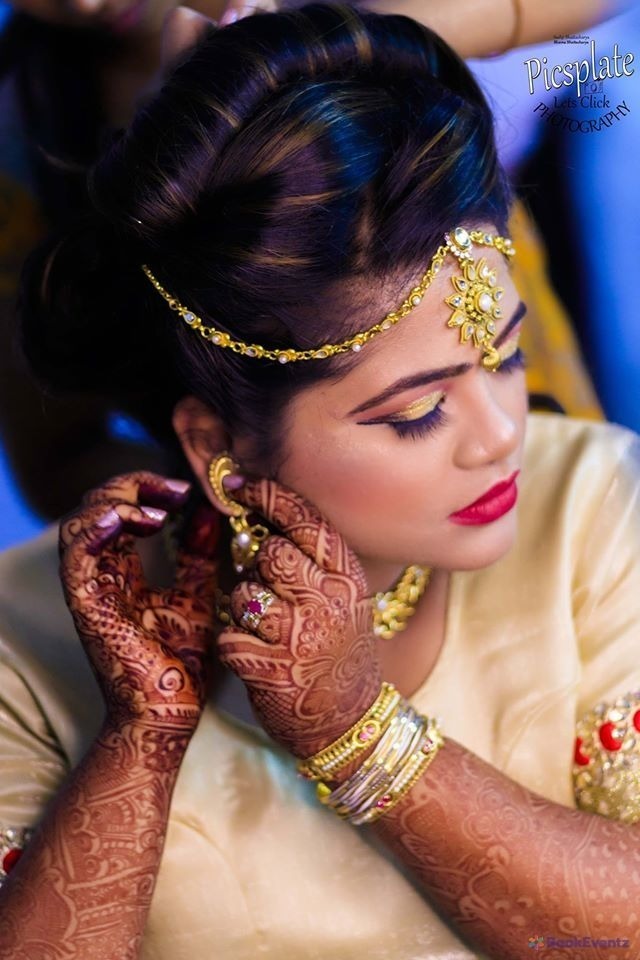 Picsplate Wedding Photographer, Mumbai
