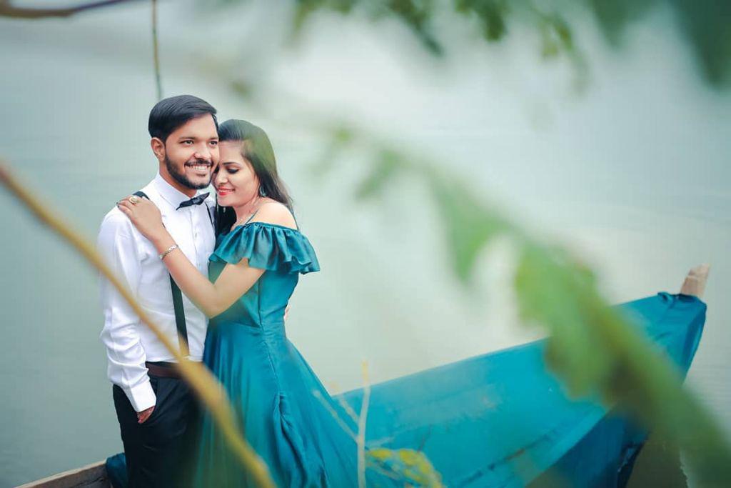 The Lookwell Studio Wedding Photographer, Surat