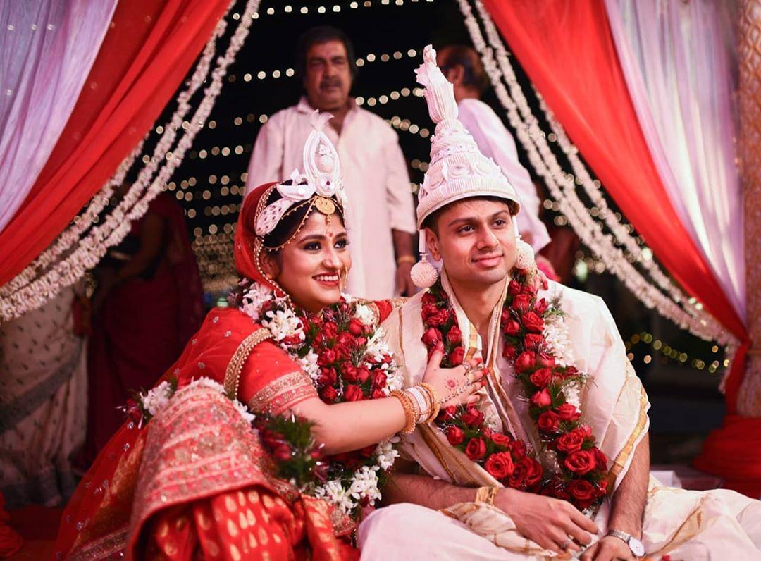 The Moments Captured Wedding Photographer, Kolkata
