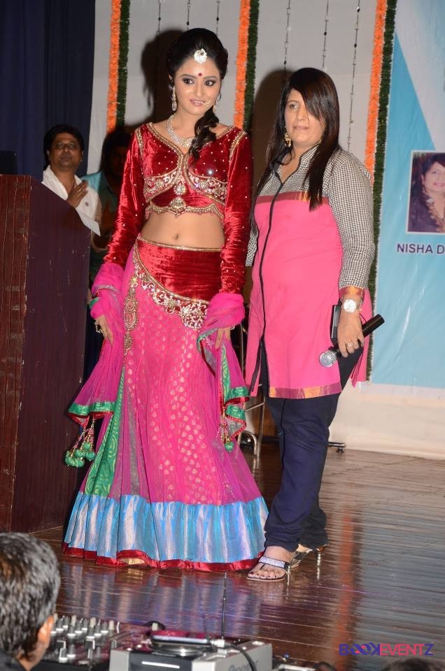 Nisha Desai Makeup Artist,  Mumbai