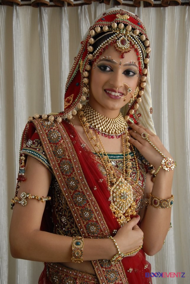 Nisha Desai Makeup Artist,  Mumbai