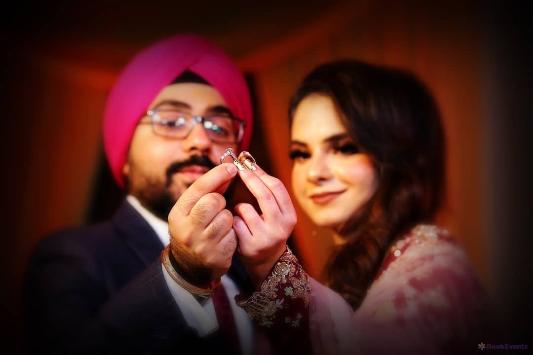 Aakriti Photo Studio, Rohini Wedding Photographer, Delhi NCR